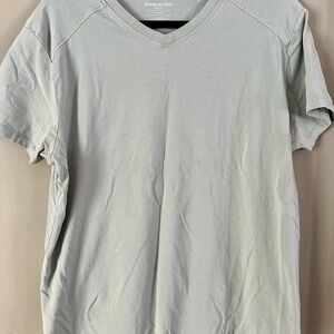 Kenneth Cole Light Gray V-Neck T-Shirt